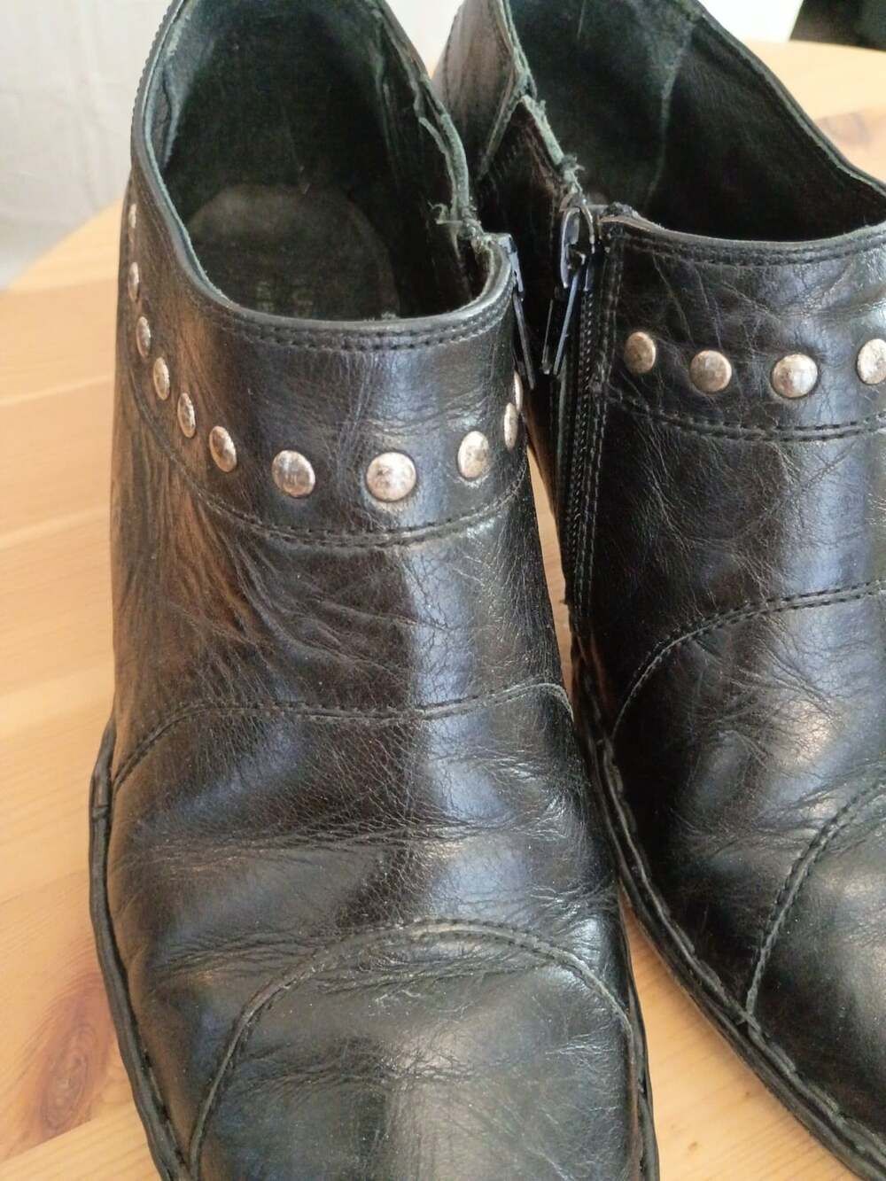 Josef Seibel Black whimsigoth pirate witchy Leather Studded Ankle Bootie Clog He - Picture 4 of 9